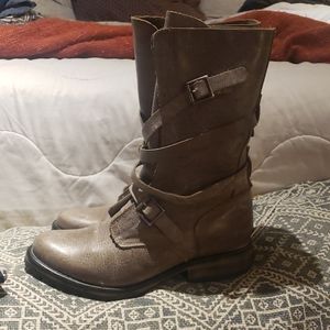 Steve Madden troopa boots